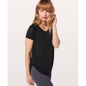 Lululemon Round Two Burnout Tee in Black